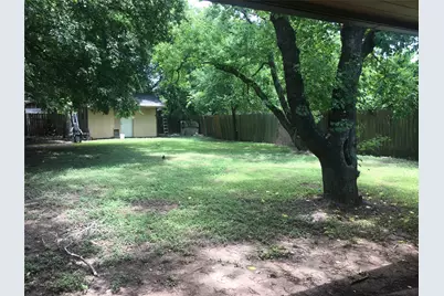 6804 Suena Drive, Austin, TX 78741 - Photo 16