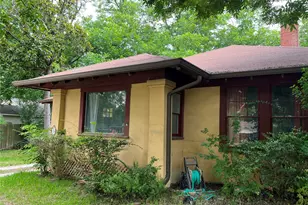 1016 N 3rd St, Temple, TX 76501 - Photo 2