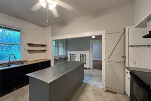 1016 N 3rd St, Temple, TX 76501 - Photo 10