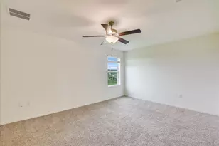 15401 Solstice Cv, Del Valle, TX 78617 - Photo 12