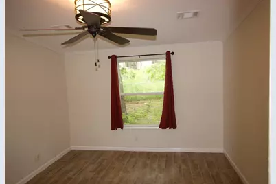 4813 Brook Creek Cove, Austin, TX 78744 - Photo 4