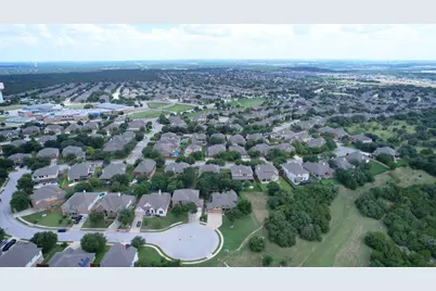 125 Lake Mineral Wells Drive, Georgetown, TX 78628 - Photo 32
