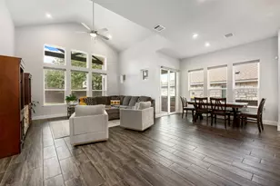 7116 Jument Dr, Austin, TX 78738 - Photo 18