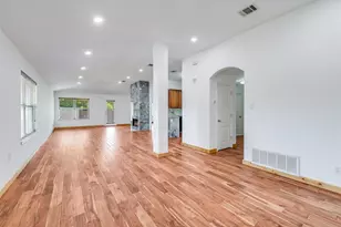 702 Bent Wood Pl, Round Rock, TX 78665 - Photo 4