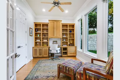9106 Deer Shadow Pass, Austin, TX 78733 - Photo 8