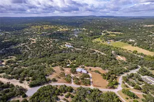 300 Sycamore Valley Rd, Dripping Springs, TX 78620 - Photo 32