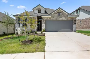 216 Upland Dr, Georgetown, TX 78628 - Photo 2