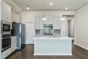 216 Upland Dr, Georgetown, TX 78628 - Photo 8