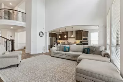 616 Buena Onda Way, Austin, TX 78738 - Photo 4