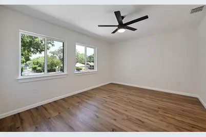 4803 Broadhill Drive, Austin, TX 78723 - Photo 14