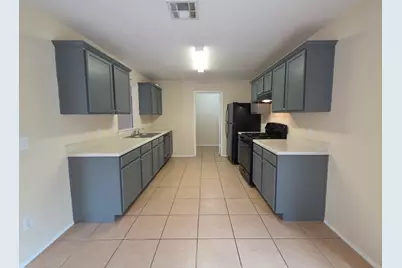 204 Ruby Lake Drive, Kyle, TX 78640 - Photo 6