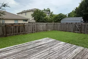 1018 Gentry Dr, Leander, TX 78641 - Photo 16