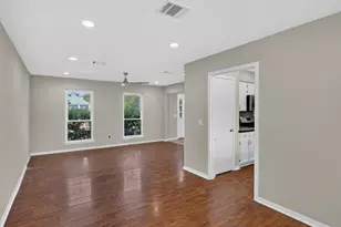 900 Oakcrest Cir, Cedar Park, TX 78613 - Photo 10