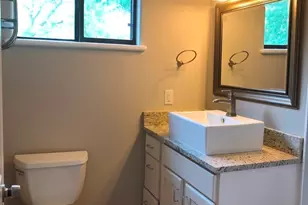 2202 East Side Dr, Austin, TX 78704 - Photo 18