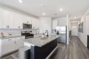 111 Granite Dome Dr, Kyle, TX 78640 - Photo 10