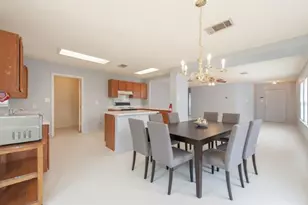 2813 Adelen Ln, Round Rock, TX 78664 - Photo 2