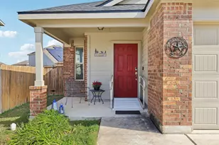 524 Shimek St, Jarrell, TX 76537 - Photo 2