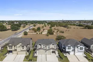 2202B Cornfield Dr, Pflugerville, TX 78660 - Photo 26