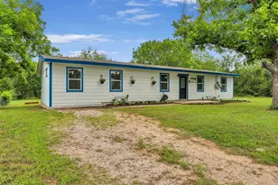 1002 S Pierce St, Burnet, TX 78611 - Photo 8
