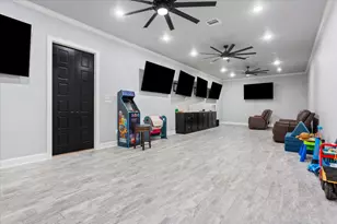 10940 Wedel Cemetery Rd, Rogers, TX 76569 - Photo 24