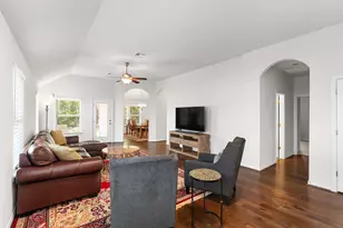 309 Lewisville Ln, Leander, TX 78641 - Photo 10