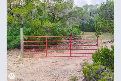 131 Spur 440, Florence, TX 76527 - Photo 2