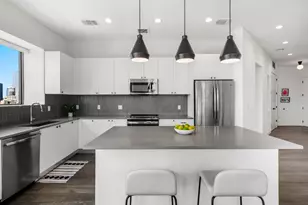 800 Embassy Dr, Austin, TX 78702 - Photo 6