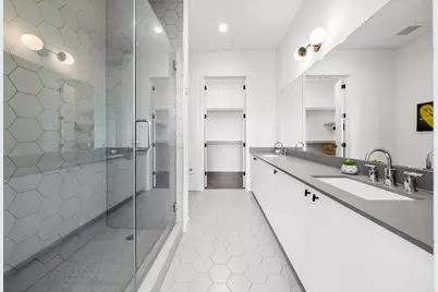 800 Embassy Drive #337, Austin, TX 78702 - Photo 12