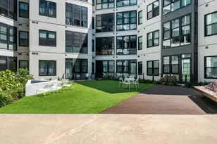 800 Embassy Dr, Austin, TX 78702 - Photo 22