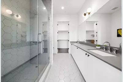 800 Embassy Drive #337, Austin, TX 78702 - Photo 12