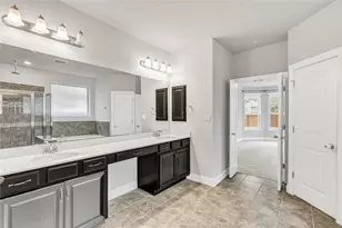 5300 Cipriano Dr, Austin, TX 78738 - Photo 14