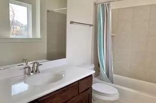 1812 Carlson Dr, Austin, TX 78741 - Photo 16