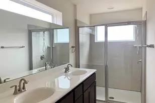 1812 Carlson Dr, Austin, TX 78741 - Photo 12
