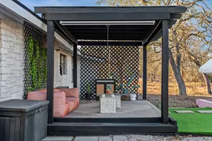 510 Thousand Oaks Dr, Cedar Creek, TX 78612 - Photo 18