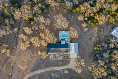 510 Thousand Oaks Drive, Cedar Creek, TX 78612 - Photo 26