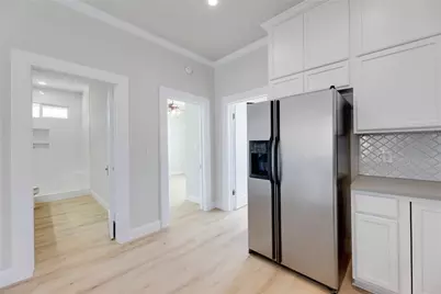 719 W 3rd Street, Taylor, TX 76574 - Photo 12