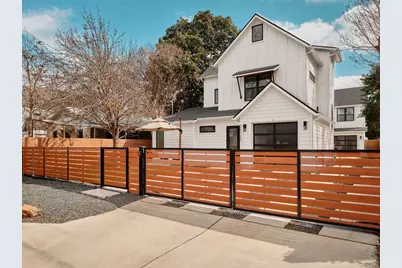 1101 1/2 Fiesta Street #1, Austin, TX 78702 - Photo 2