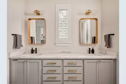 1101 1/2 Fiesta Street #1, Austin, TX 78702 - Photo 18