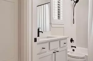 1101 1/2 Fiesta St, Austin, TX 78702 - Photo 26