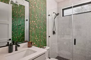 1101 1/2 Fiesta St, Austin, TX 78702 - Photo 14