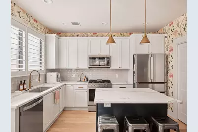 1101 1/2 Fiesta Street #1, Austin, TX 78702 - Photo 10