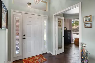 906 Daviot Dr, Spicewood, TX 78669 - Photo 14
