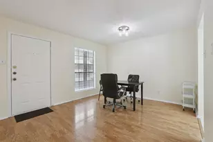 2401 Leon St, Austin, TX 78705 - Photo 12
