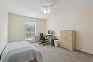 2401 Leon St, Austin, TX 78705 - Photo 20