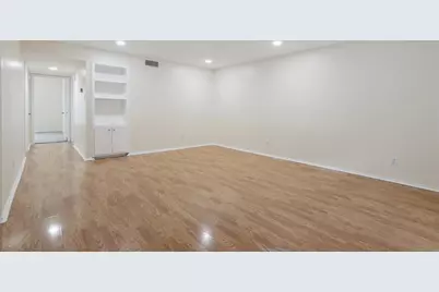2401 Leon Street #210, Austin, TX 78705 - Photo 10