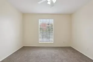 2401 Leon St, Austin, TX 78705 - Photo 18