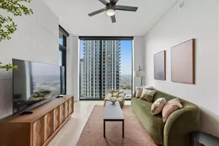 610 Davis St, Austin, TX 78701 - Photo 2