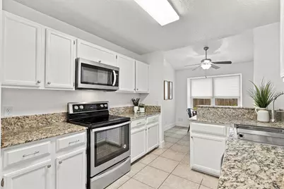 8817 Black Oak Street, Austin, TX 78729 - Photo 14