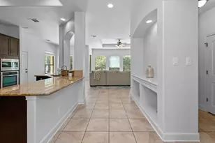833 Pinnacle Pkwy, New Braunfels, TX 78132 - Photo 6
