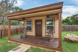 212 Knights Row Row, Cottonwood Shores, TX 78657 - Photo 20
